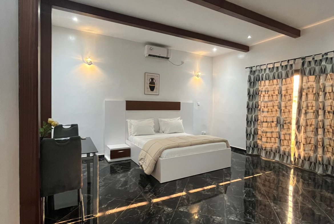 villa avec piscine a louer a saly – allee des milliardaires 4