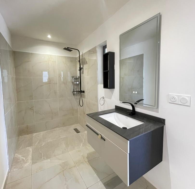 Villa R2 avec piscine a vendre a Ngaparou7