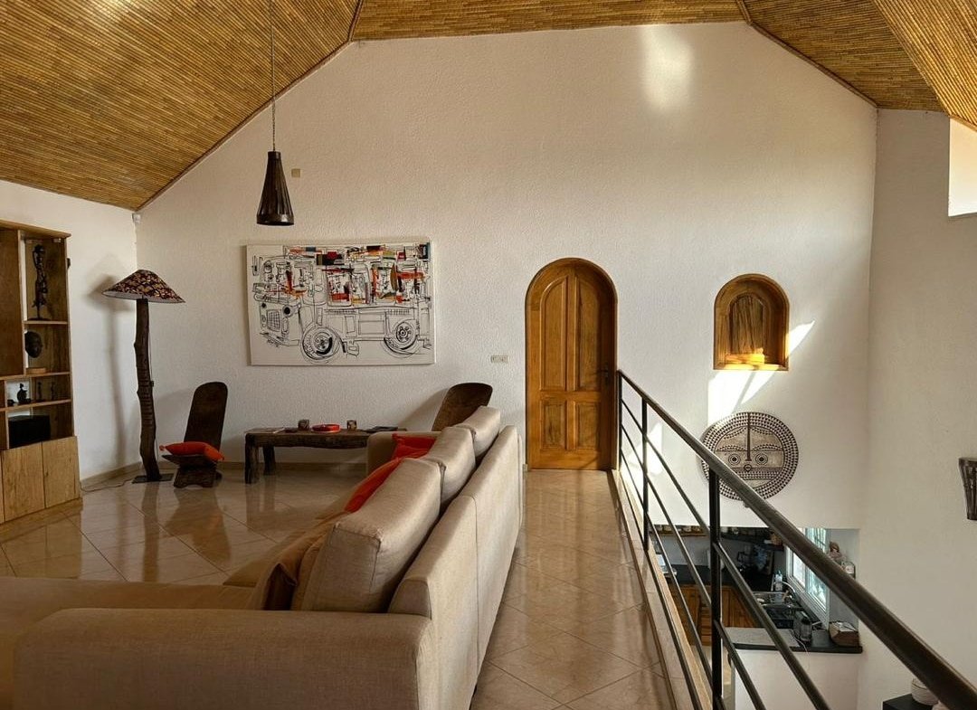 Villa meublee avec piscine a vendre a Ngaparou – Derriere Saly Center.8