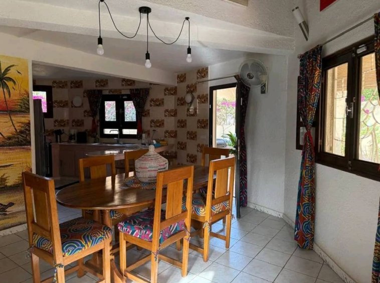 Villa meublee situee dans la residence Paradis a Saly.6