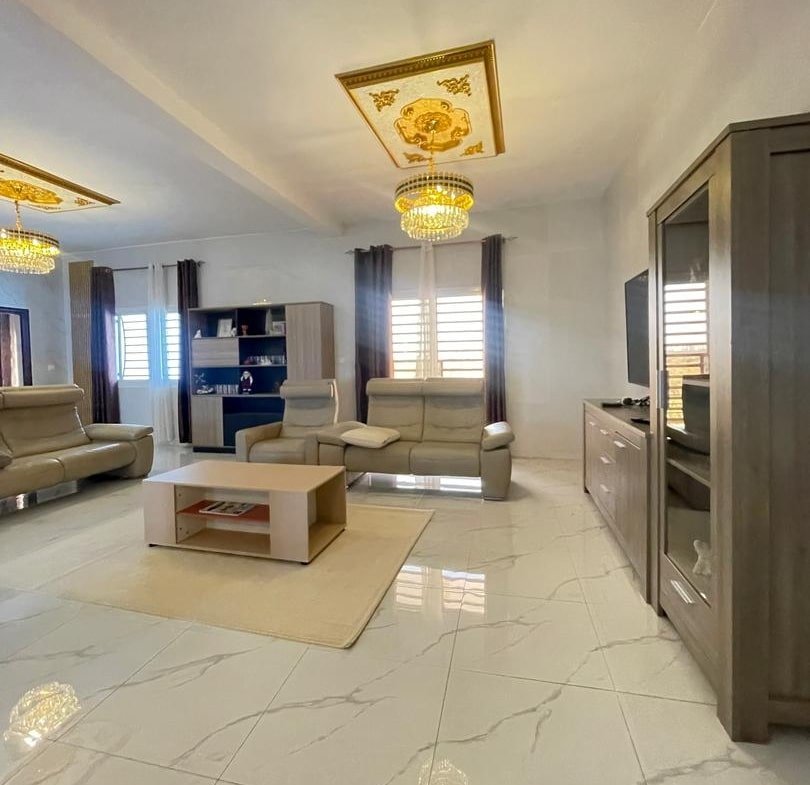 Villa moderne a vendre a Ngaparou derriere Saly Center7 Copie