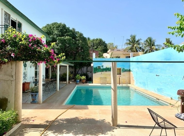 villa meublee avec piscine a vendre 1 1