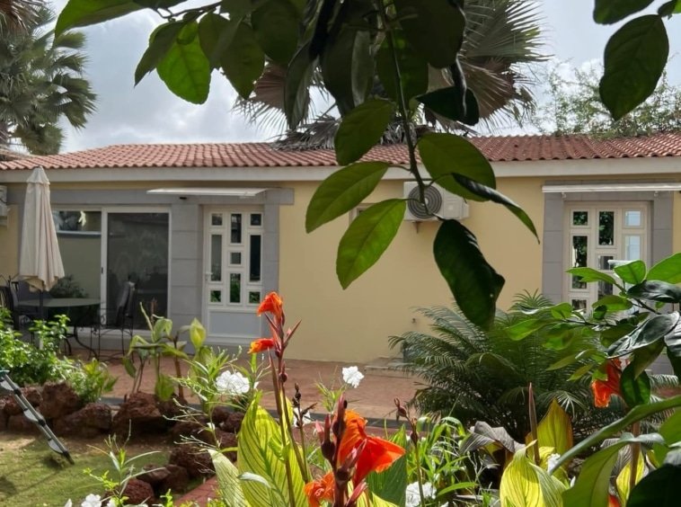 villa meublee avec piscine a vendre a saly 4 1