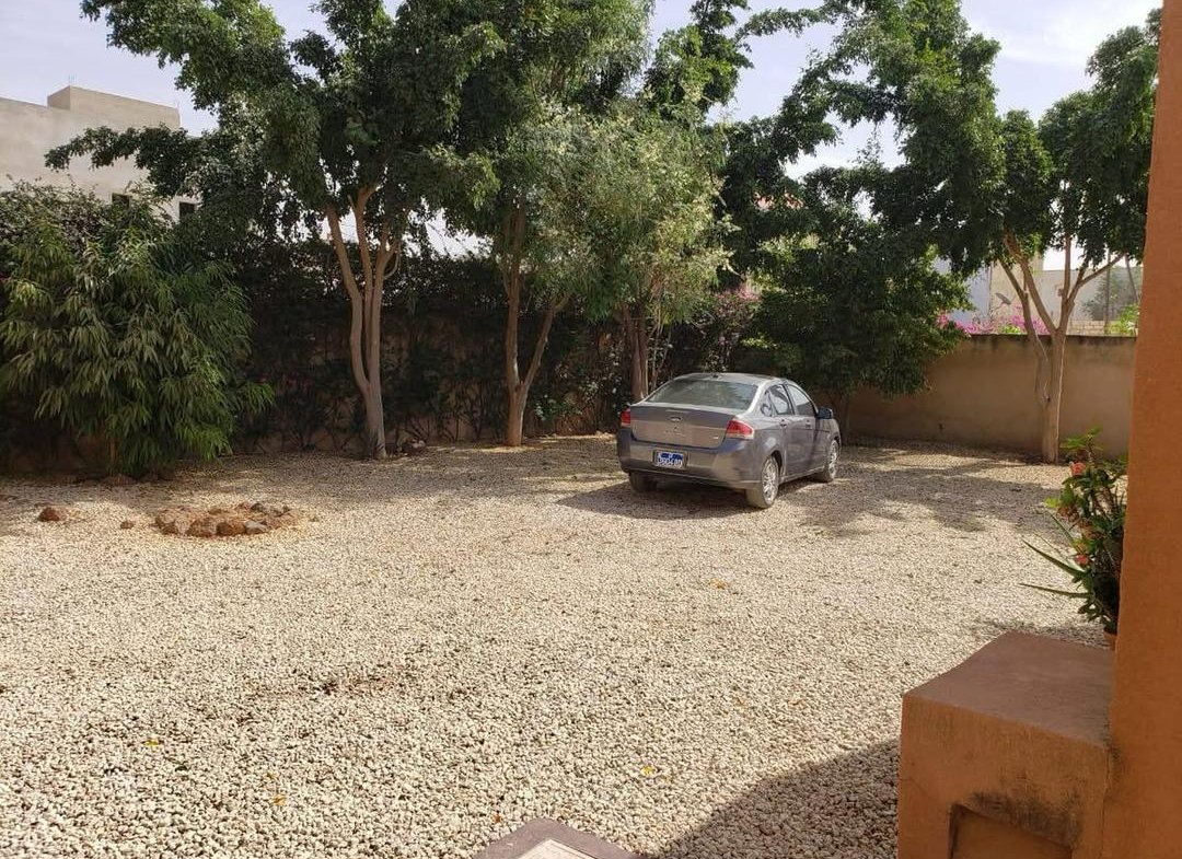 Villa de plain pied à 500 m de la mer à vendre à Somone1