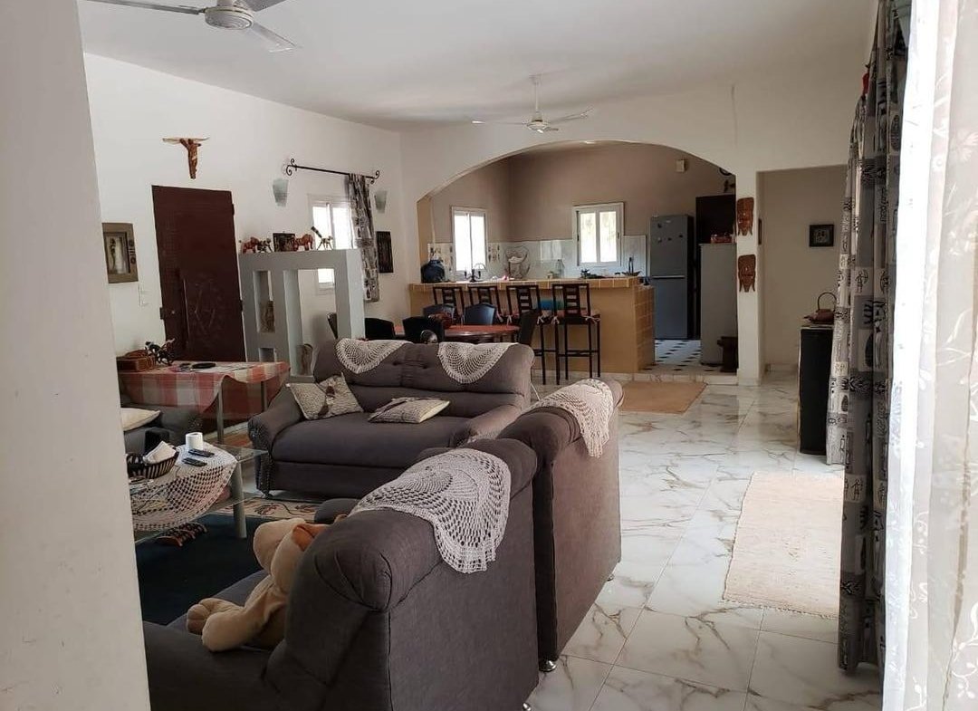 Villa de plain pied à 500 m de la mer à vendre à Somone3