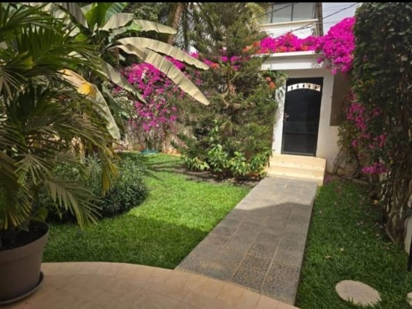 Villa de prestige à vendre aux Almadies1